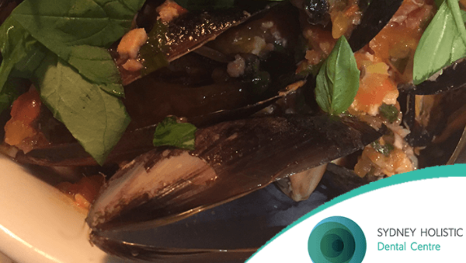 Recipe: Mussels with tomato, bacon &#038; basil PLUS why they are so healthy