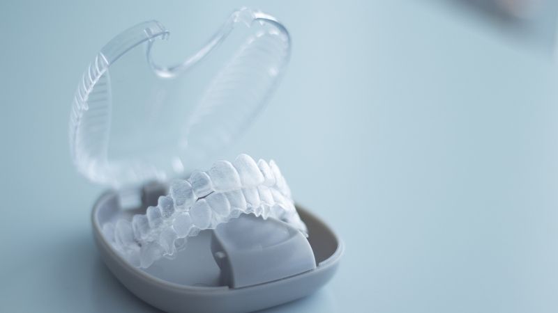 cosmetic-dentistry-with-invisalign-for-a-confident-smile